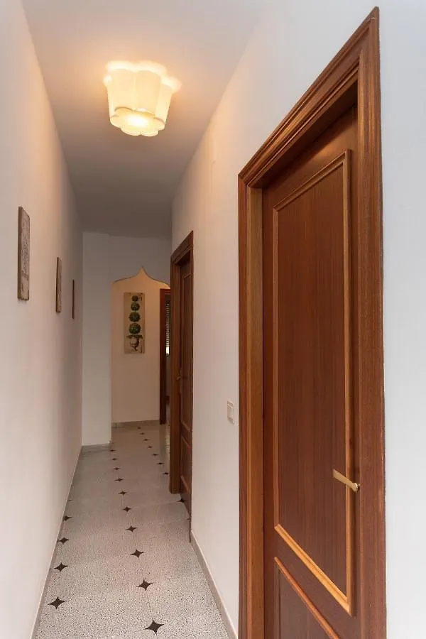 Apartment Precioso Piso De 3 Dormitorios, Cocina Y 1 Bano Competa